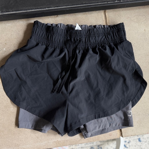 💕 2/$35 💕 NWOT Gymshark 2-in-1 Black and Gray running shorts, size S. - Picture 1 of 3